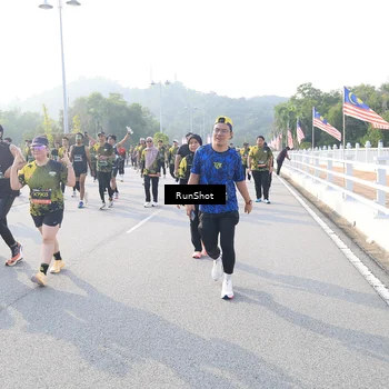 Runner Photo 6886568