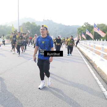 Runner Photo 6886584