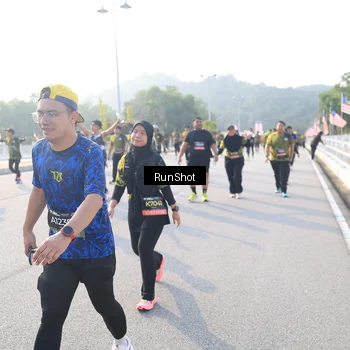 Runner Photo 6886595