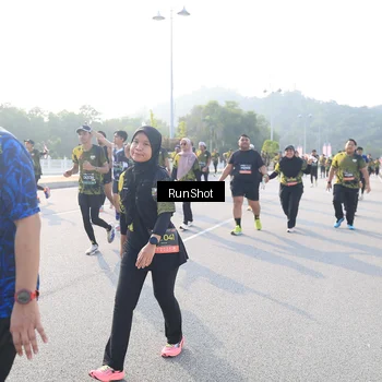 Runner Photo 6886605