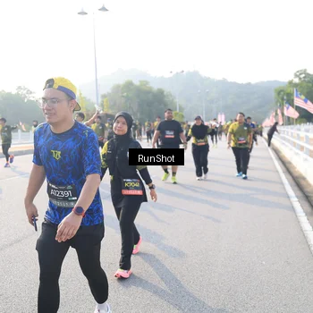 Runner Photo 6886610