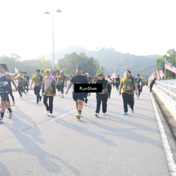 Runner Photo 6886615