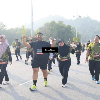 Runner Photo 6886627