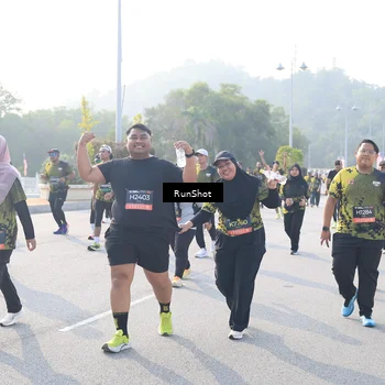 Runner Photo 6886628