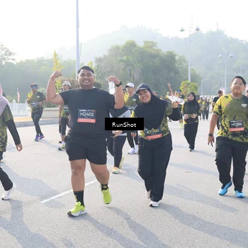 Runner Photo 6886630