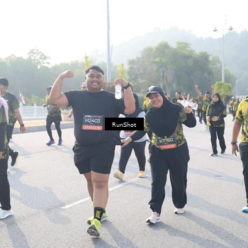Runner Photo 6886634