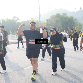 Runner Photo 6886644