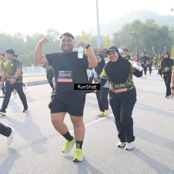 Runner Photo 6886648