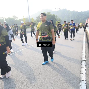 Runner Photo 6886673