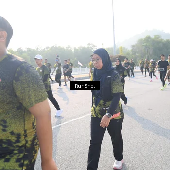 Runner Photo 6886694