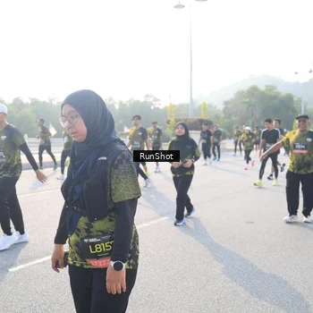 Runner Photo 6886699