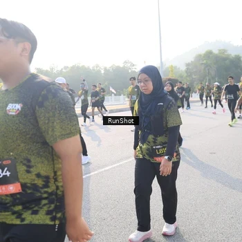 Runner Photo 6886706