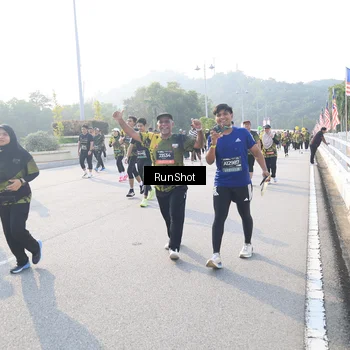Runner Photo 6886714