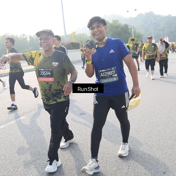 Runner Photo 6886745