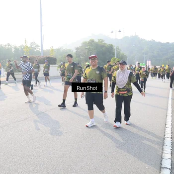 Runner Photo 6886786