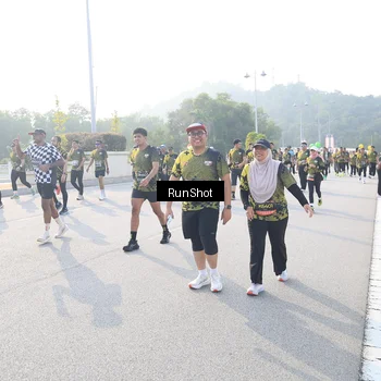 Runner Photo 6886796