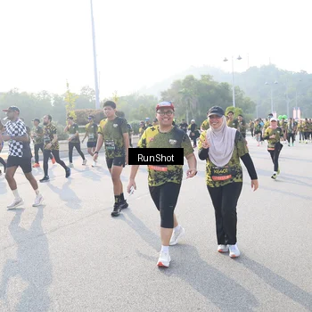 Runner Photo 6886797