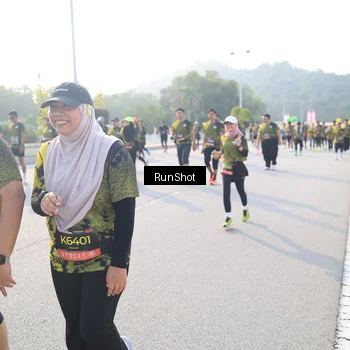 Runner Photo 6886818