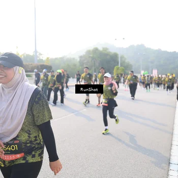 Runner Photo 6886819