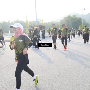 Runner Photo 6886841