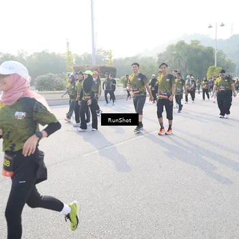 Runner Photo 6886851