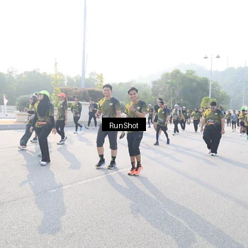 Runner Photo 6886861