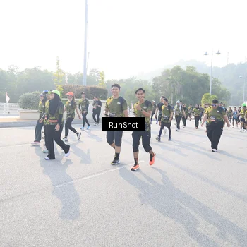 Runner Photo 6886865