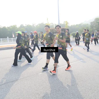 Runner Photo 6886889