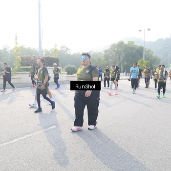 Runner Photo 6886935