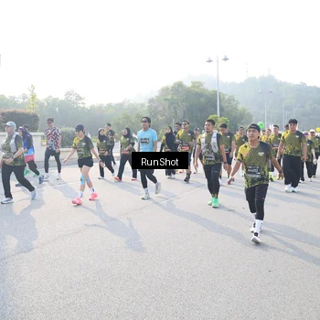 Runner Photo 6886969