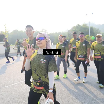 Runner Photo 6887047