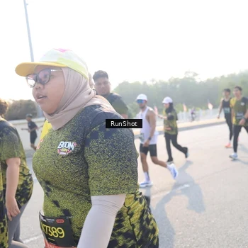 Runner Photo 6887069