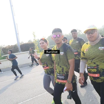 Runner Photo 6887075