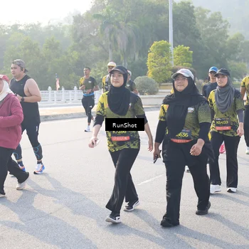 Runner Photo 6887119