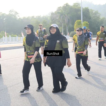Runner Photo 6887137