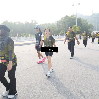 Runner Photo 6887195
