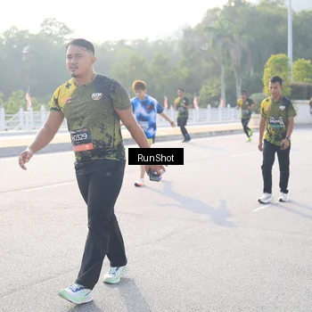 Runner Photo 6887208