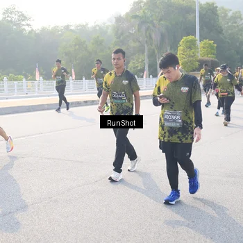 Runner Photo 6887232