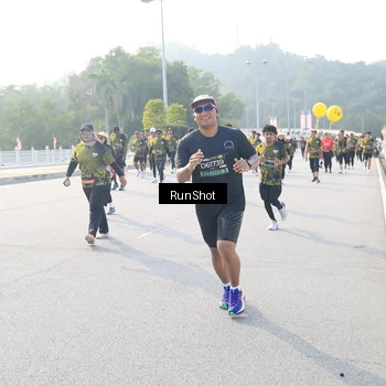 Runner Photo 6887262