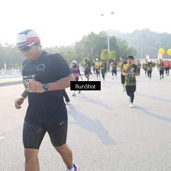 Runner Photo 6887284