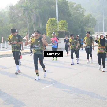 Runner Photo 6887356