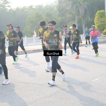 Runner Photo 6887371