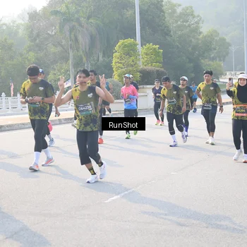 Runner Photo 6887372