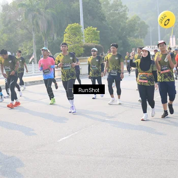 Runner Photo 6887381