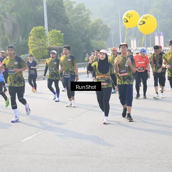 Runner Photo 6887387