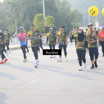 Runner Photo 6887394