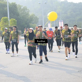 Runner Photo 6887404