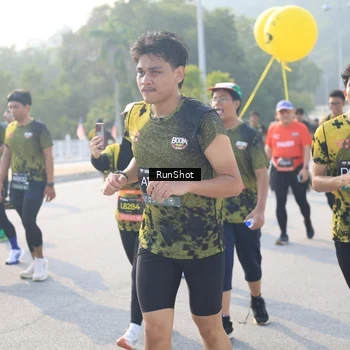 Runner Photo 6887474