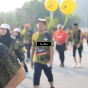 Runner Photo 6887493