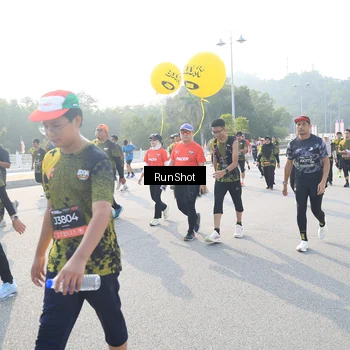 Runner Photo 6887524